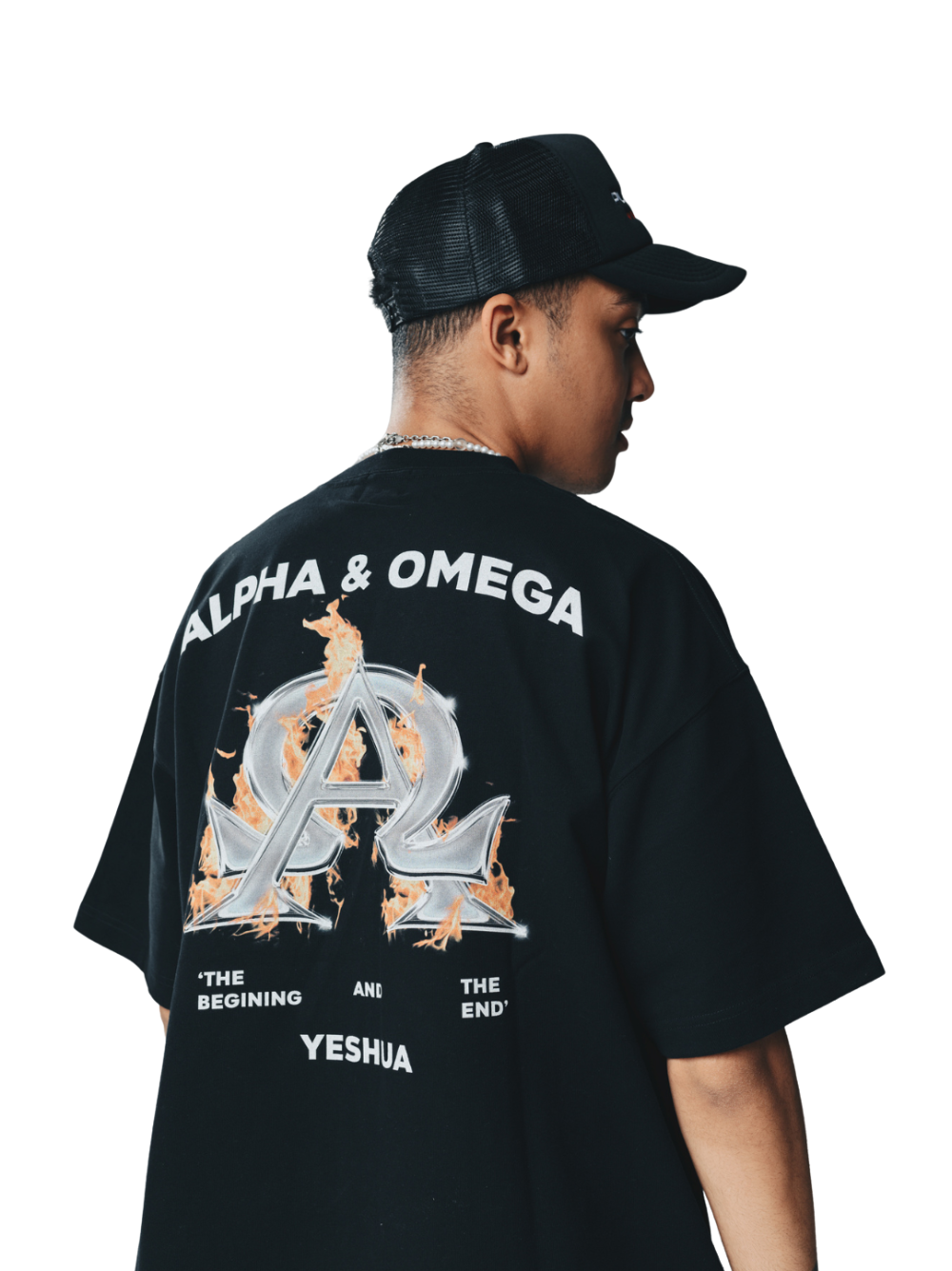 Puissant Oversized Black Graphic T-Shirt