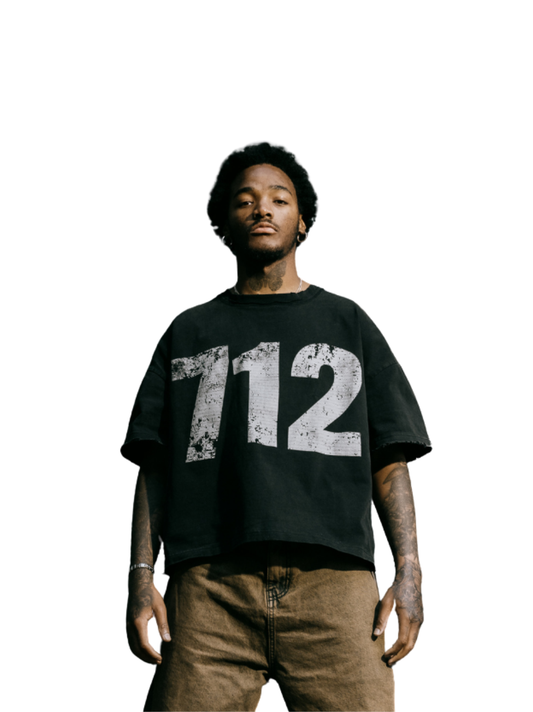 712 Black T-shirt